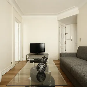 Apartamento Bridgestreet Champs-elysées, París